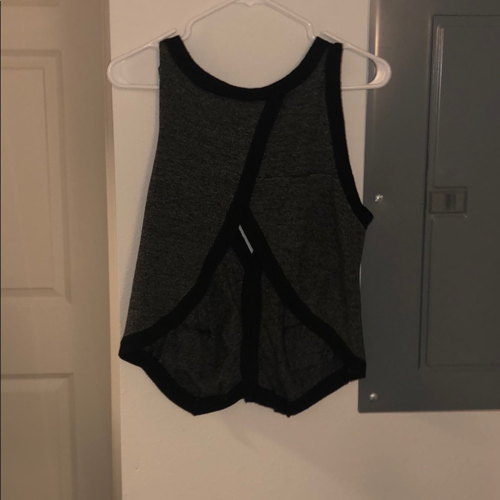 Vest - Picture 4 of 4